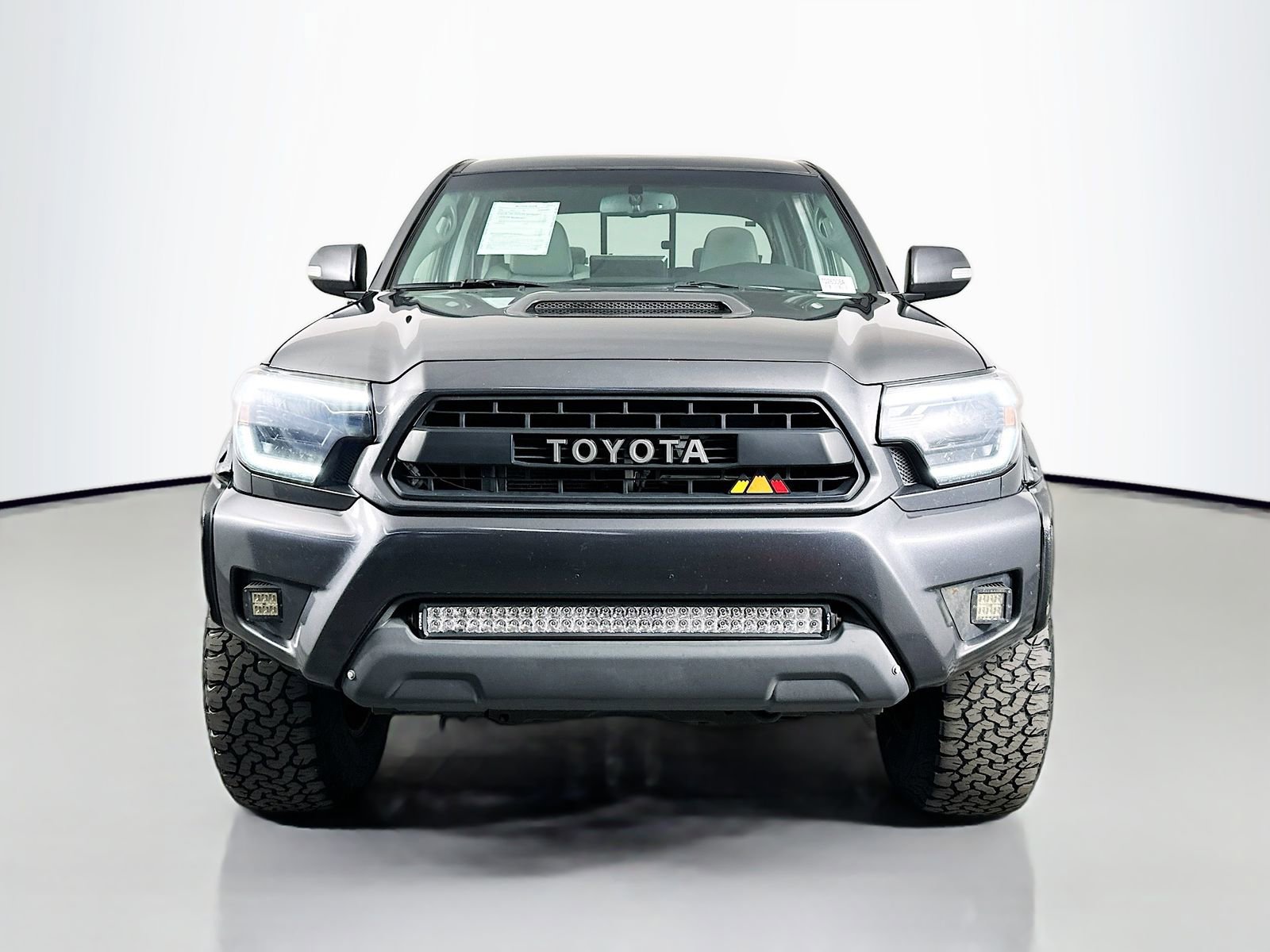 Used 2013 Toyota Tacoma 4x4 Double Cab w/ TRD Sport Pkg image 2