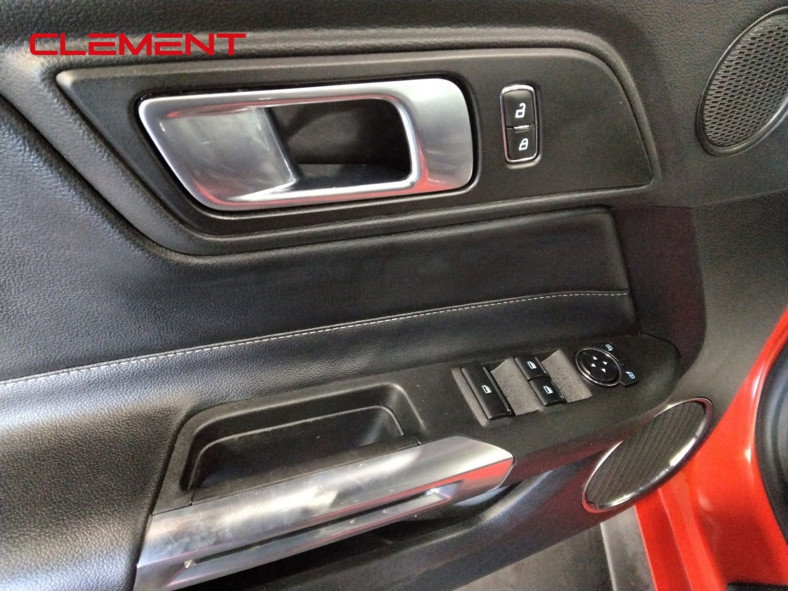 Used 2023 Ford Mustang Convertible image 31