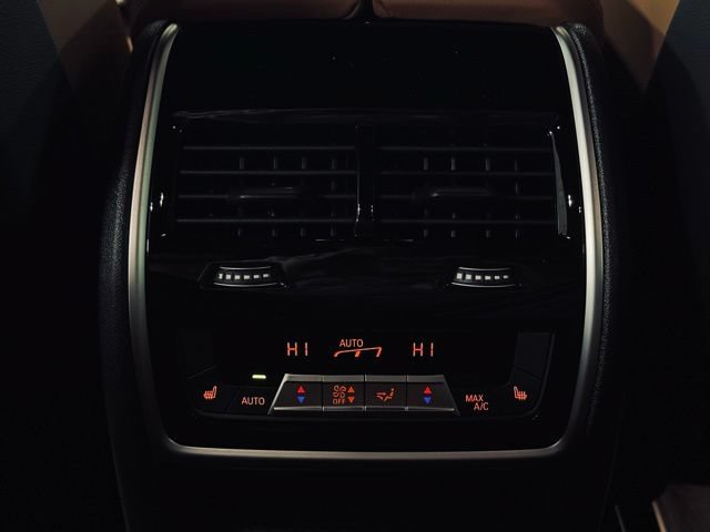 New 2026 BMW X5 xDrive40i w/ M Sport Package AWD/4WD image 25