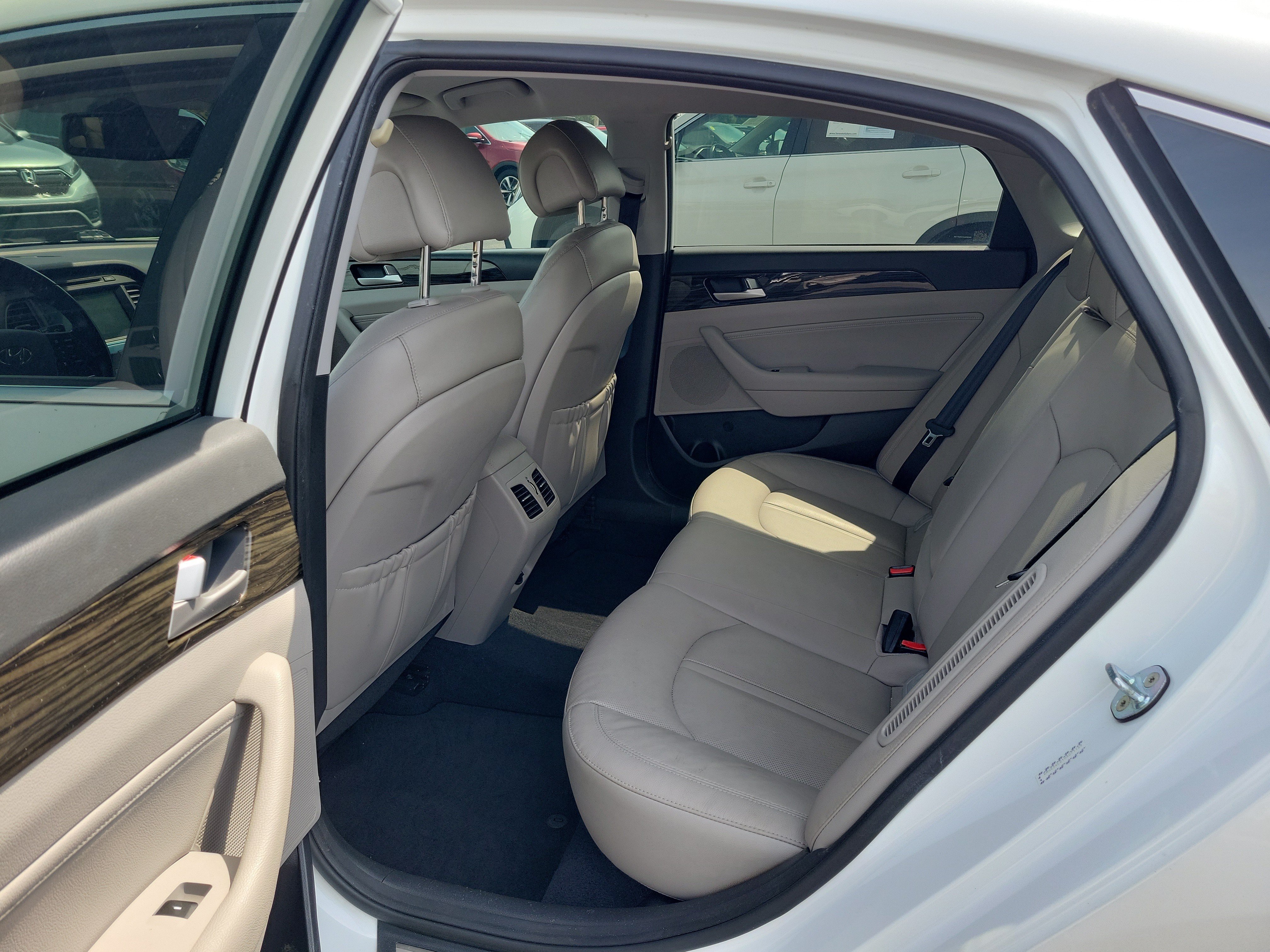 Used 2017 Hyundai Sonata Limited FWD image 10