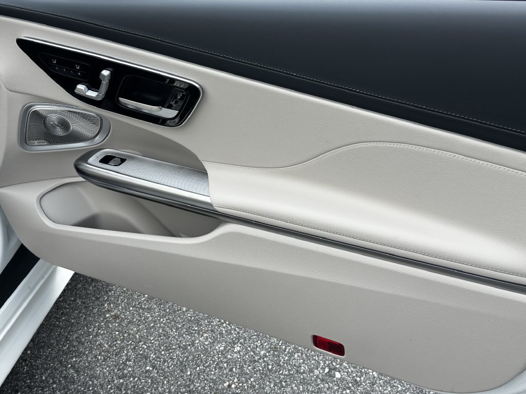 New 2026 Mercedes-Benz CLE 450 4MATIC Cabriolet image 17