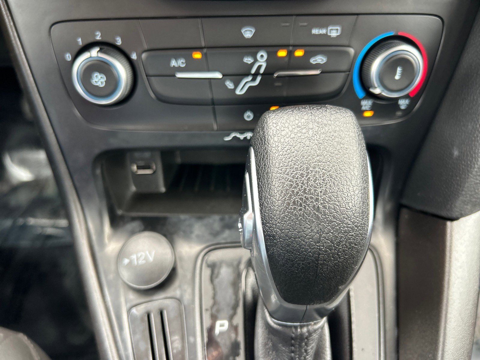 Certified 2018 Ford Focus SE image 27