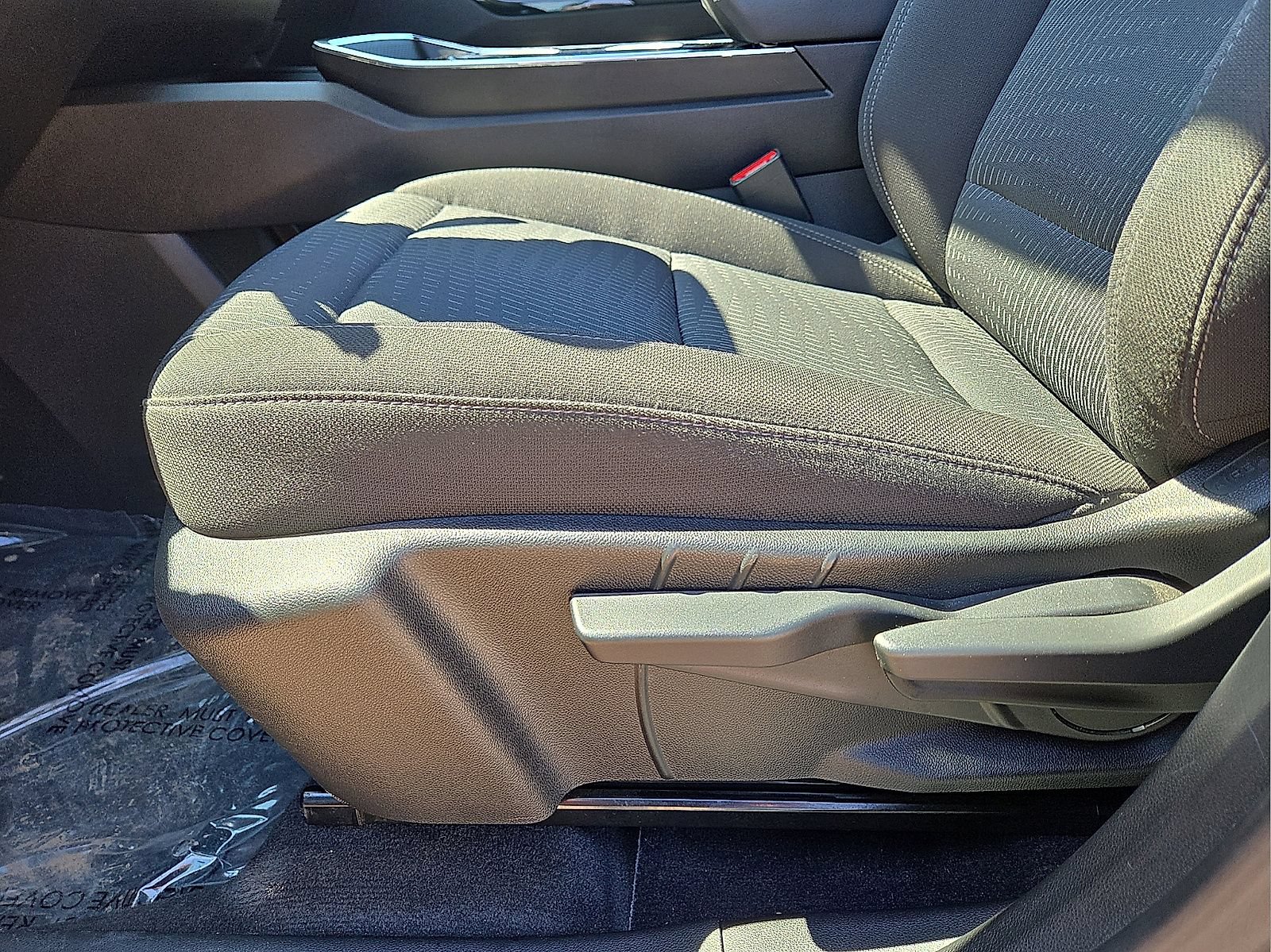 Used 2025 Chevrolet Equinox LT AWD/4WD image 22