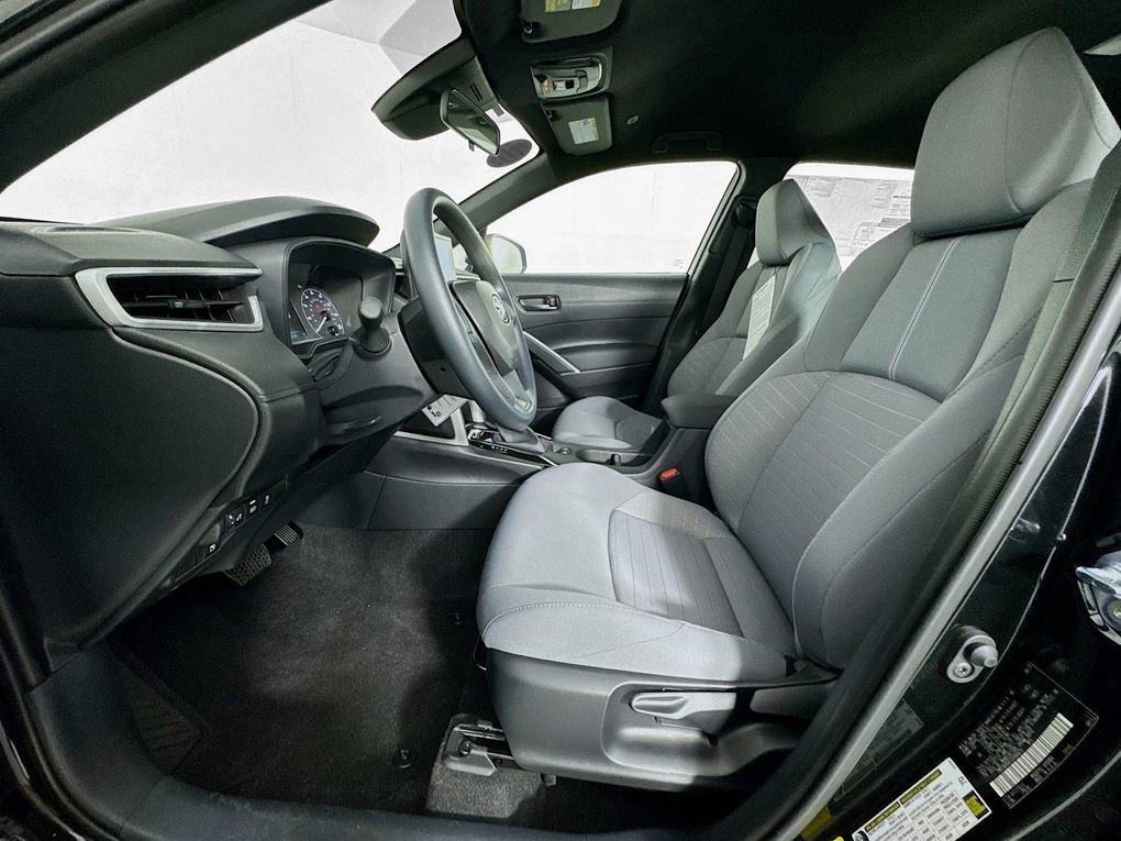 Used 2025 Toyota Corolla Cross AWD Hybrid image 12