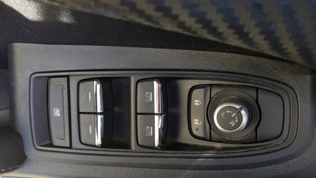 Used 2023 Subaru Ascent Premium image 16