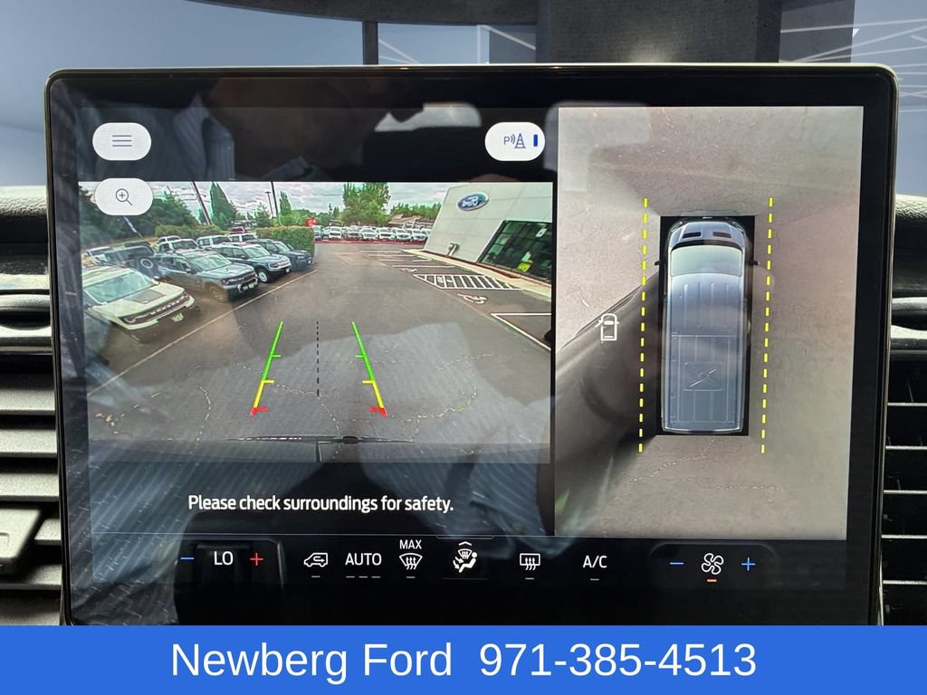 Used 2023 Ford Transit 350 XLT RWD image 22