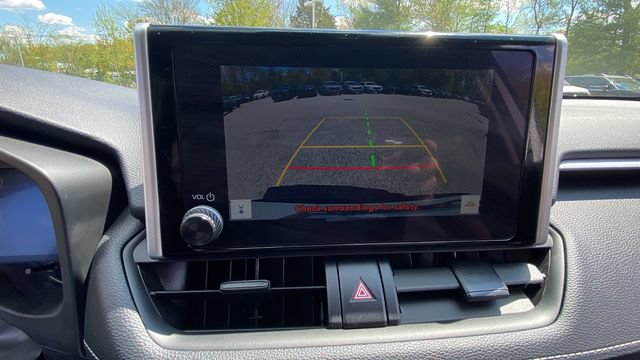 Used 2024 Toyota RAV4 LE AWD/4WD image 24