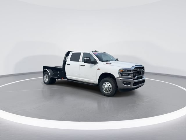 Used 2025 RAM 3500 Tradesman w/ Chrome Appearance Group AWD/4WD image 1