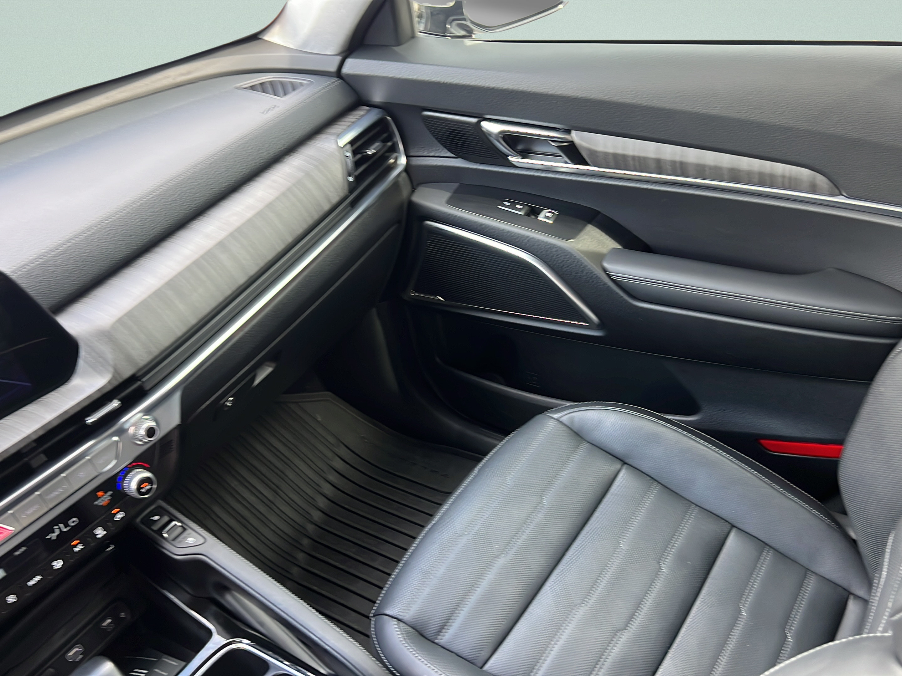 Certified 2024 Kia Telluride SX Prestige AWD/4WD image 16