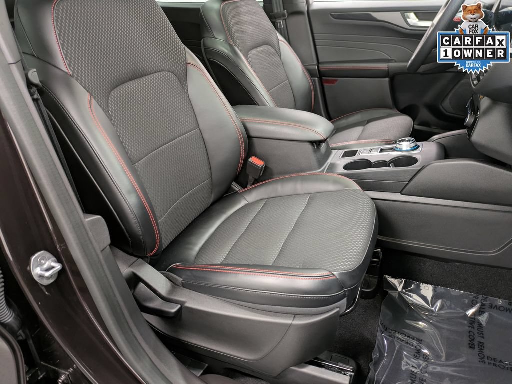 Certified 2023 Ford Escape ST-Line w/ Tech Pack #1 AWD/4WD image 34