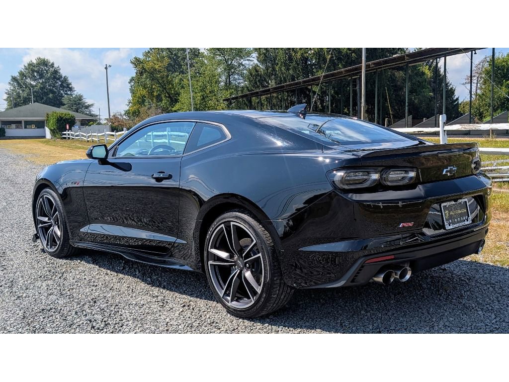 Used 2021 Chevrolet Camaro LT w/ RS Package image 5