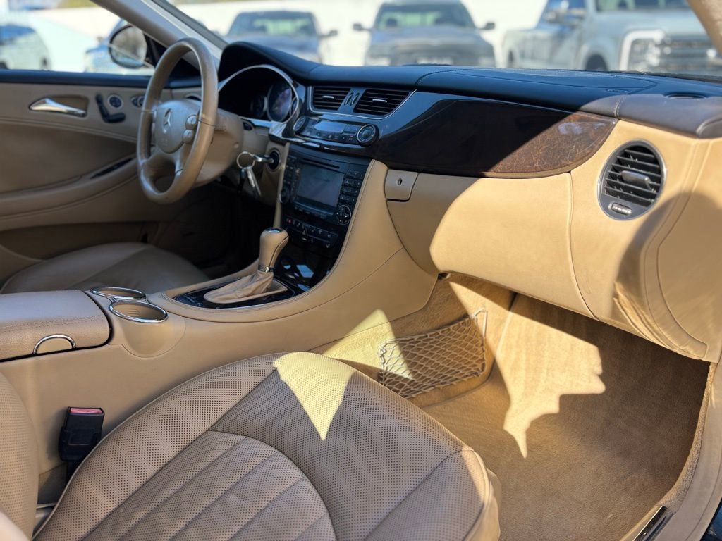 Used 2006 Mercedes-Benz CLS 500 image 12