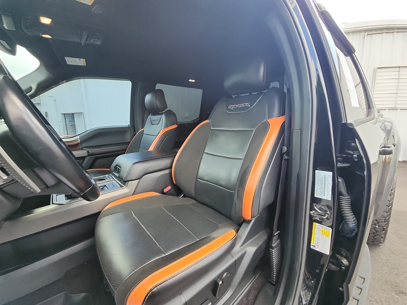 Used 2017 Ford F150 Raptor w/ Equipment Group 802A Luxury AWD/4WD image 22