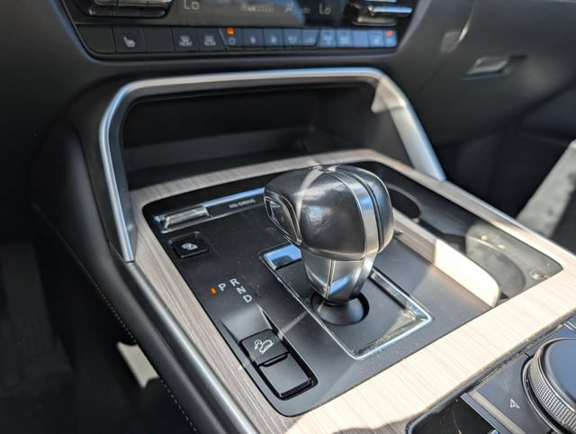 Used 2024 MAZDA CX-90 Plug-In Hybrid w/ Preferred AWD/4WD image 22