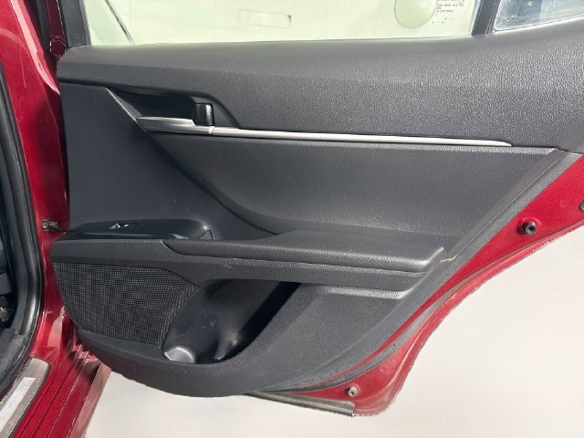 Used 2018 Toyota Camry LE w/ Convenience Package FWD image 27