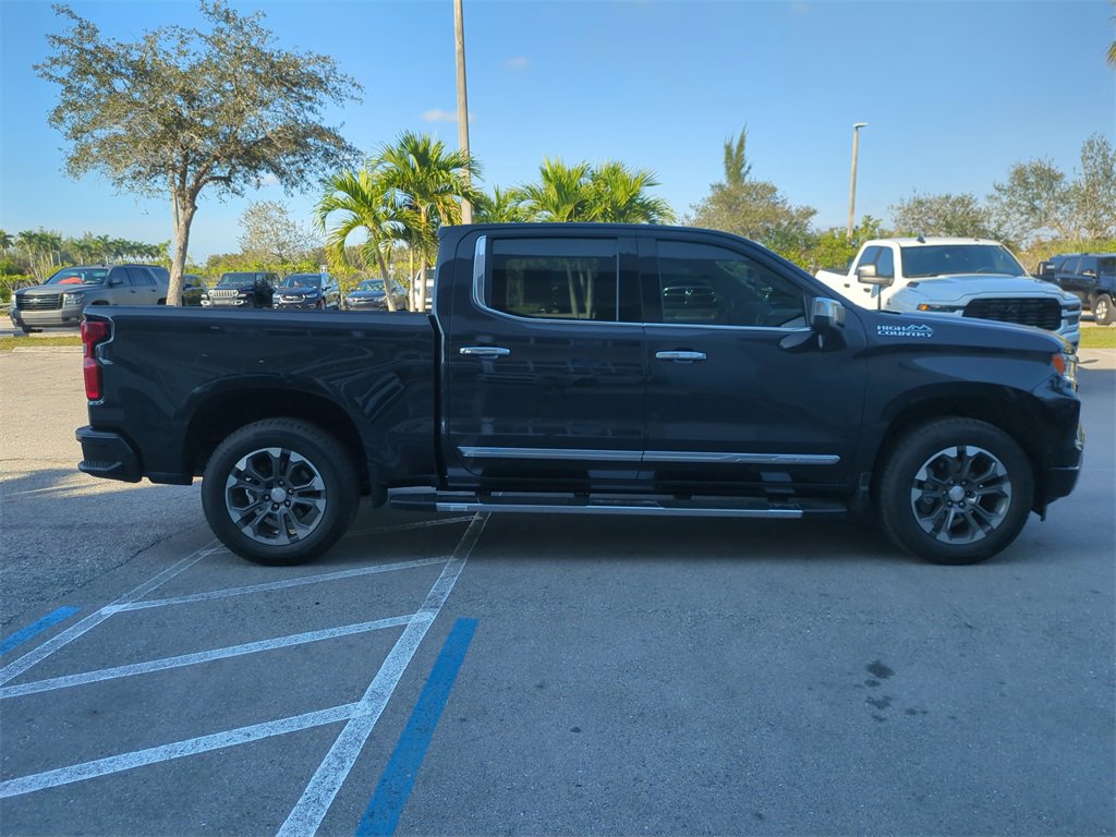 Used 2023 Chevrolet Silverado 1500 High Country w/ Technology Package image 4