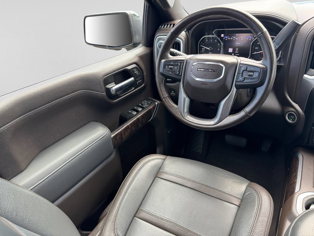Used 2020 GMC Sierra 1500 Denali w/ Denali Ultimate Package AWD/4WD image 18