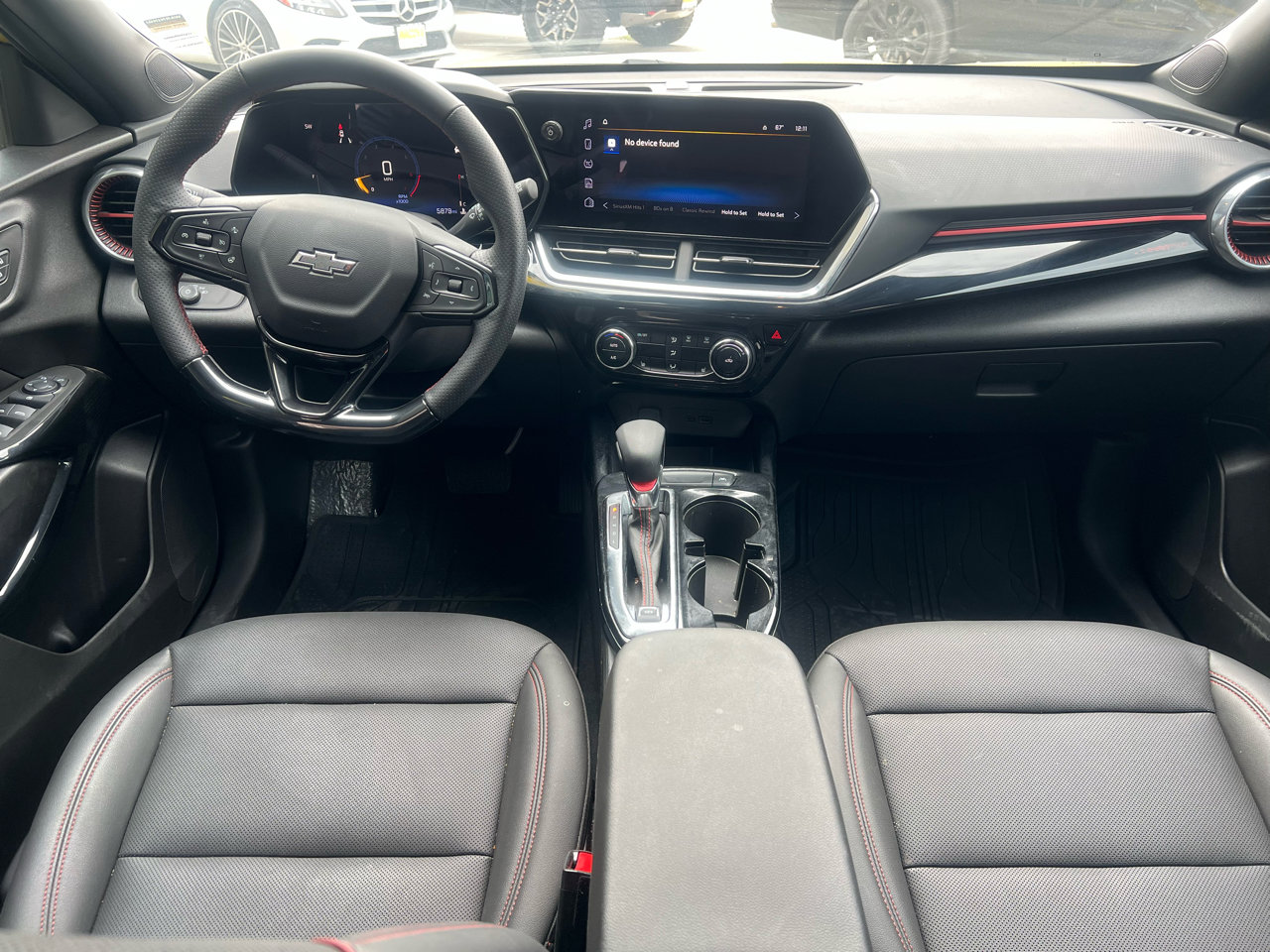 Used 2025 Chevrolet Trax RS w/ Driver Confidence Package image 26