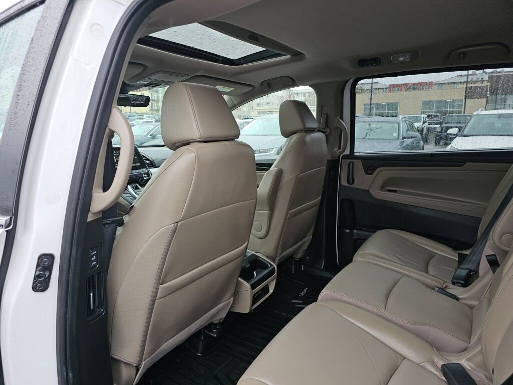Used 2022 Honda Odyssey EX-L image 14