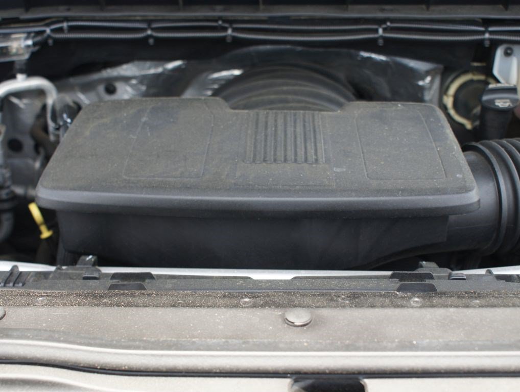 Used 2022 Chevrolet Silverado 1500 LT Trail Boss w/ LPO, Dark Essentials Package AWD/4WD image 27
