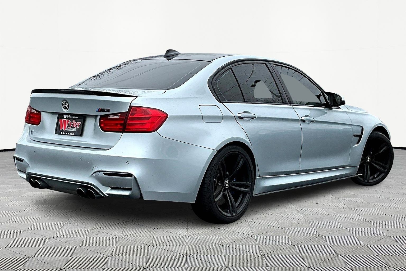 Used 2015 BMW M3 image 6