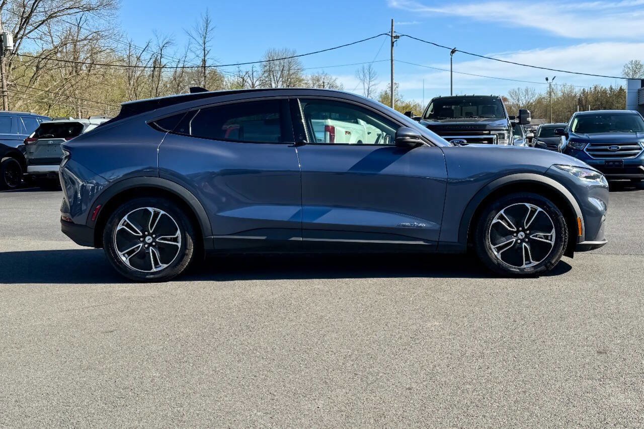 Used 2021 Ford Mustang Mach-E Select w/ Comfort/Appearance Package AWD/4WD image 2