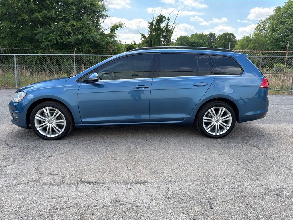 Used 2015 Volkswagen Golf TDI SE FWD image 5