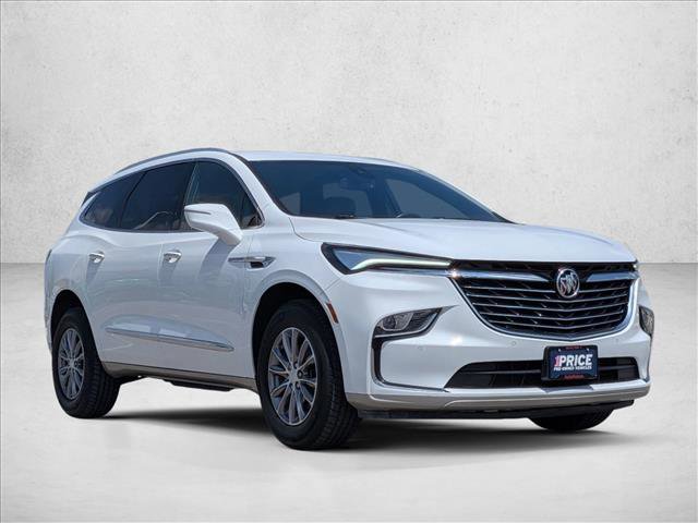 Used 2022 Buick Enclave Essence image 3