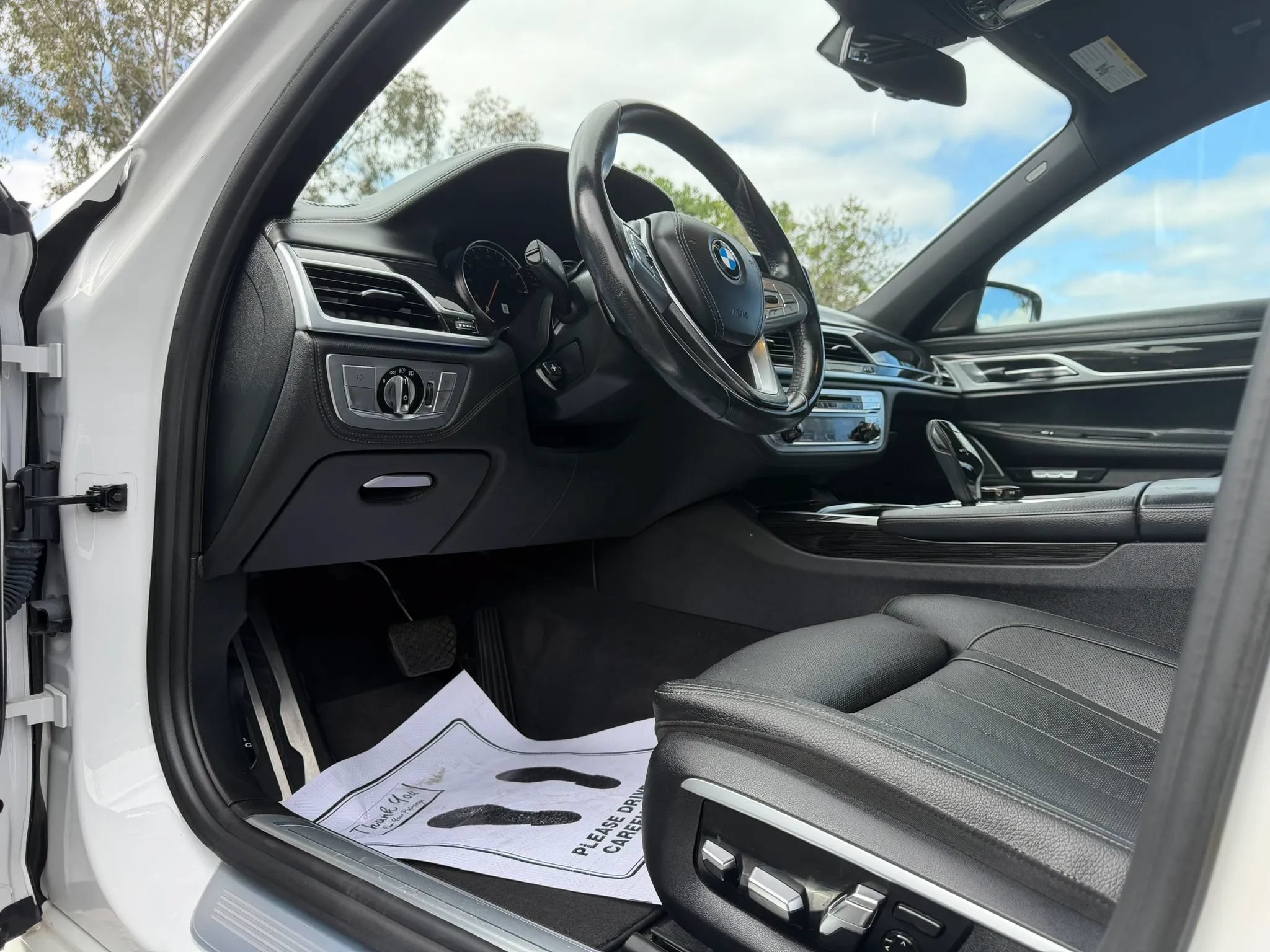 Used 2017 BMW 740i RWD image 12