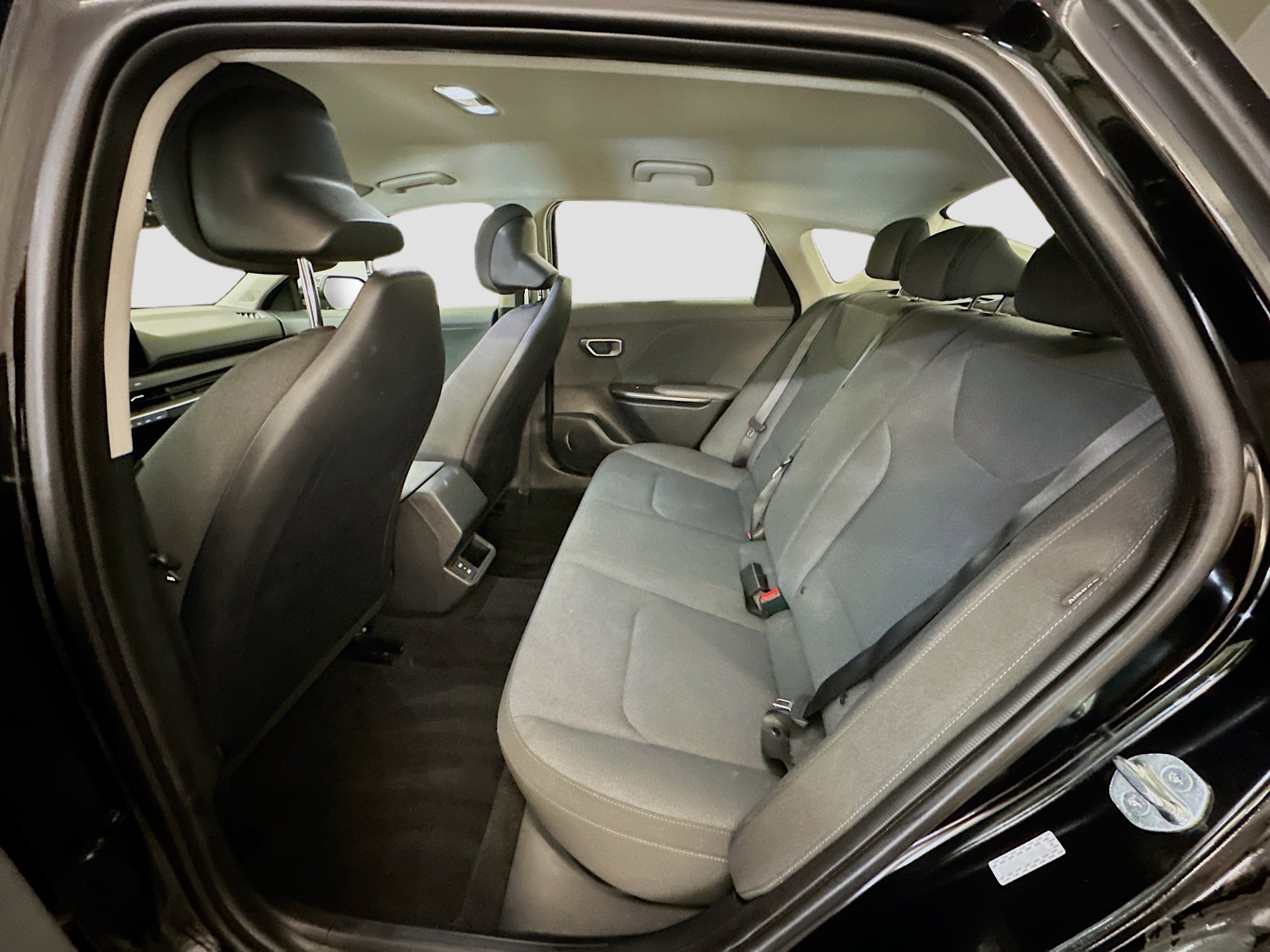 Used 2025 Kia K4 FWD image 29