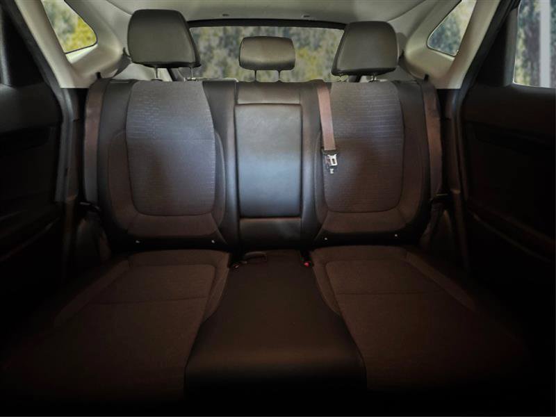 Used 2021 Kia Seltos S AWD/4WD image 15