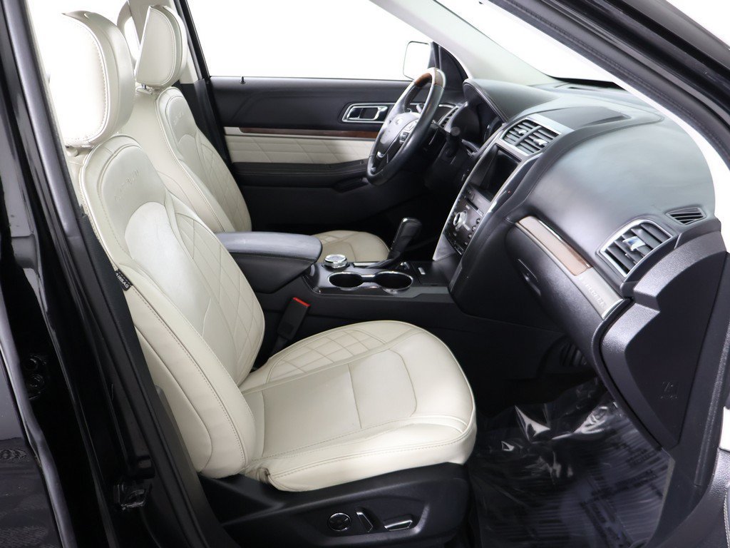 Used 2018 Ford Explorer Platinum AWD/4WD image 35