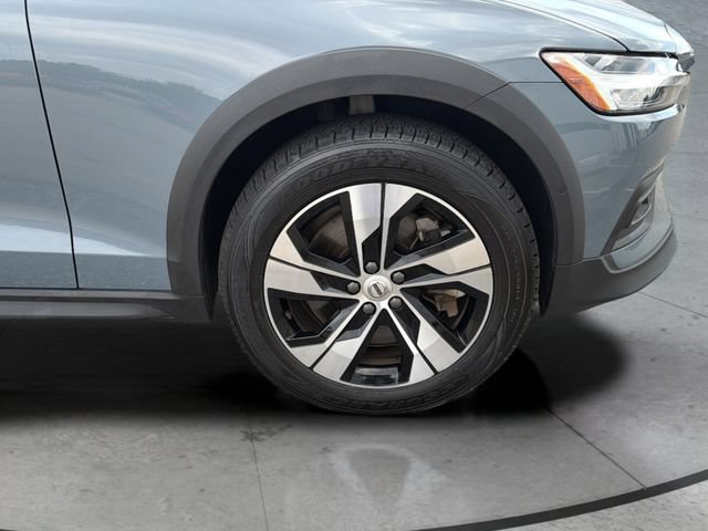 Used 2024 Volvo V60 B5 Cross Country Plus AWD/4WD image 30