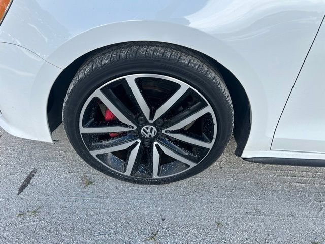 Used 2013 Volkswagen Jetta GLI Autobahn FWD image 19