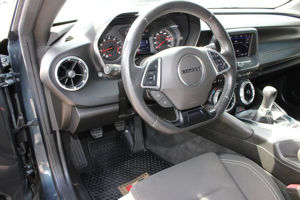 Used 2021 Chevrolet Camaro LT RWD image 12