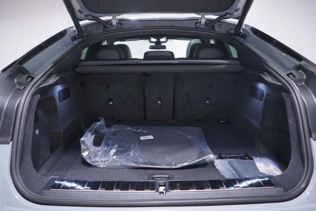 New 2026 BMW X6 xDrive40i w/ Premium Package AWD/4WD image 13