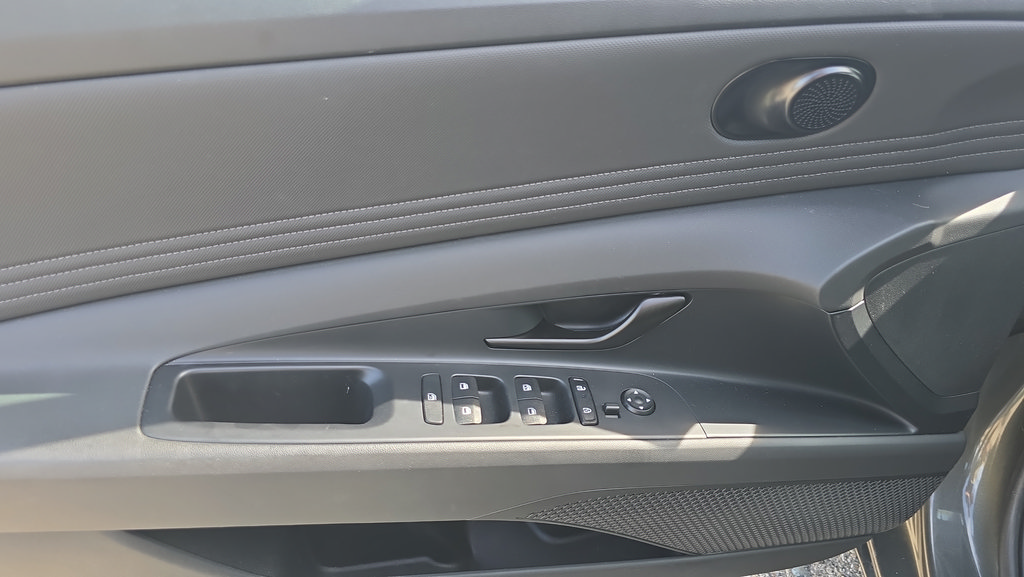 Certified 2026 Hyundai Elantra Sport FWD image 16