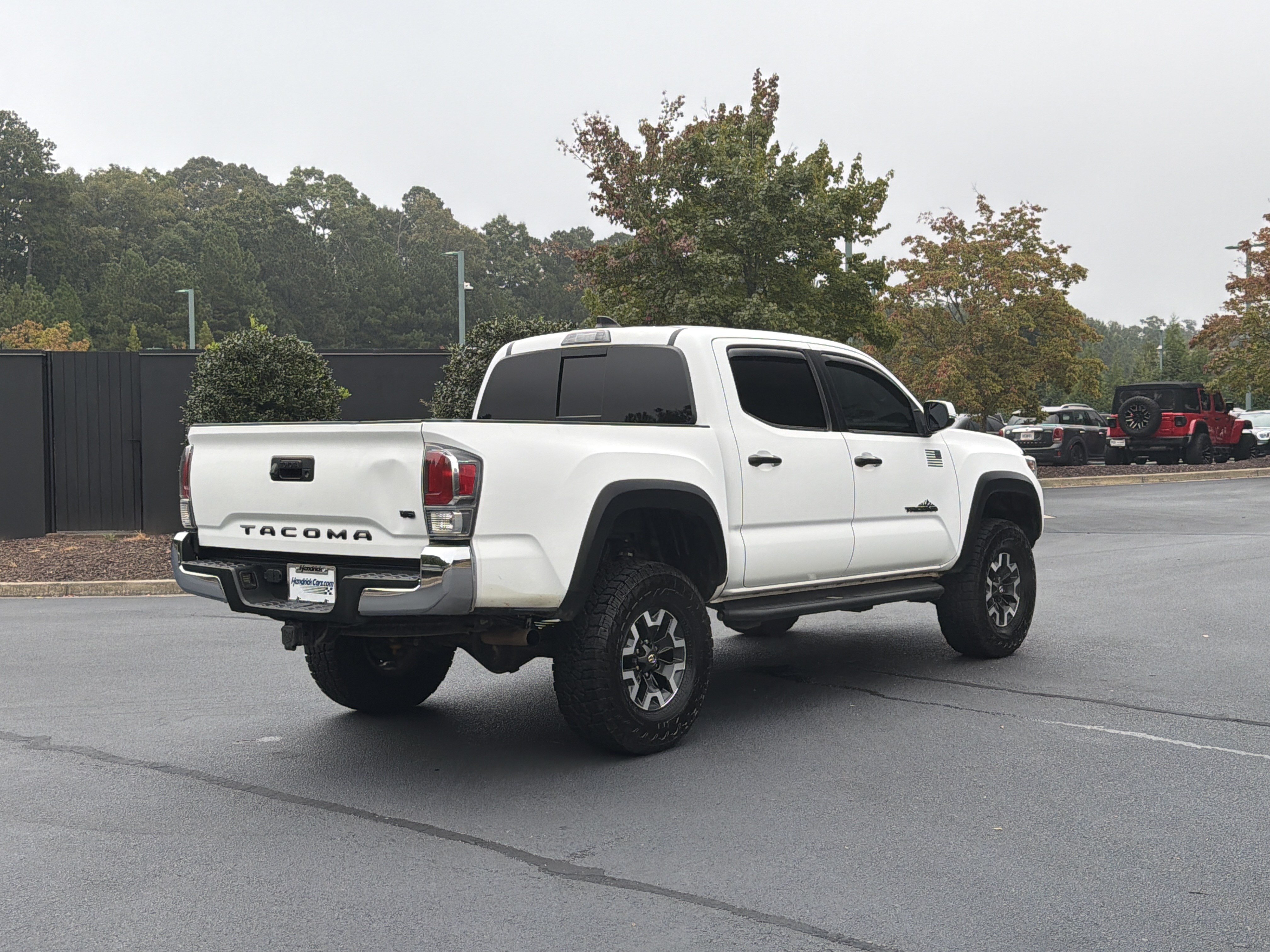 Used 2020 Toyota Tacoma TRD Off-Road AWD/4WD image 3