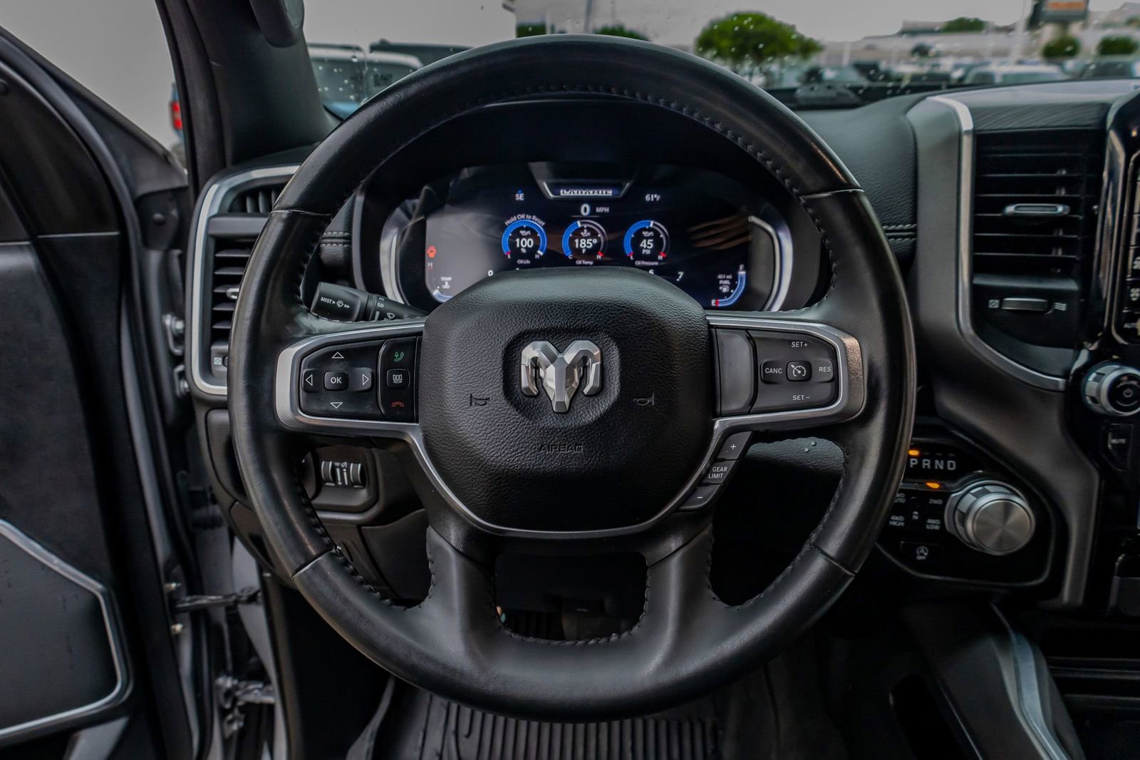 Used 2023 RAM 1500 Laramie AWD/4WD image 17