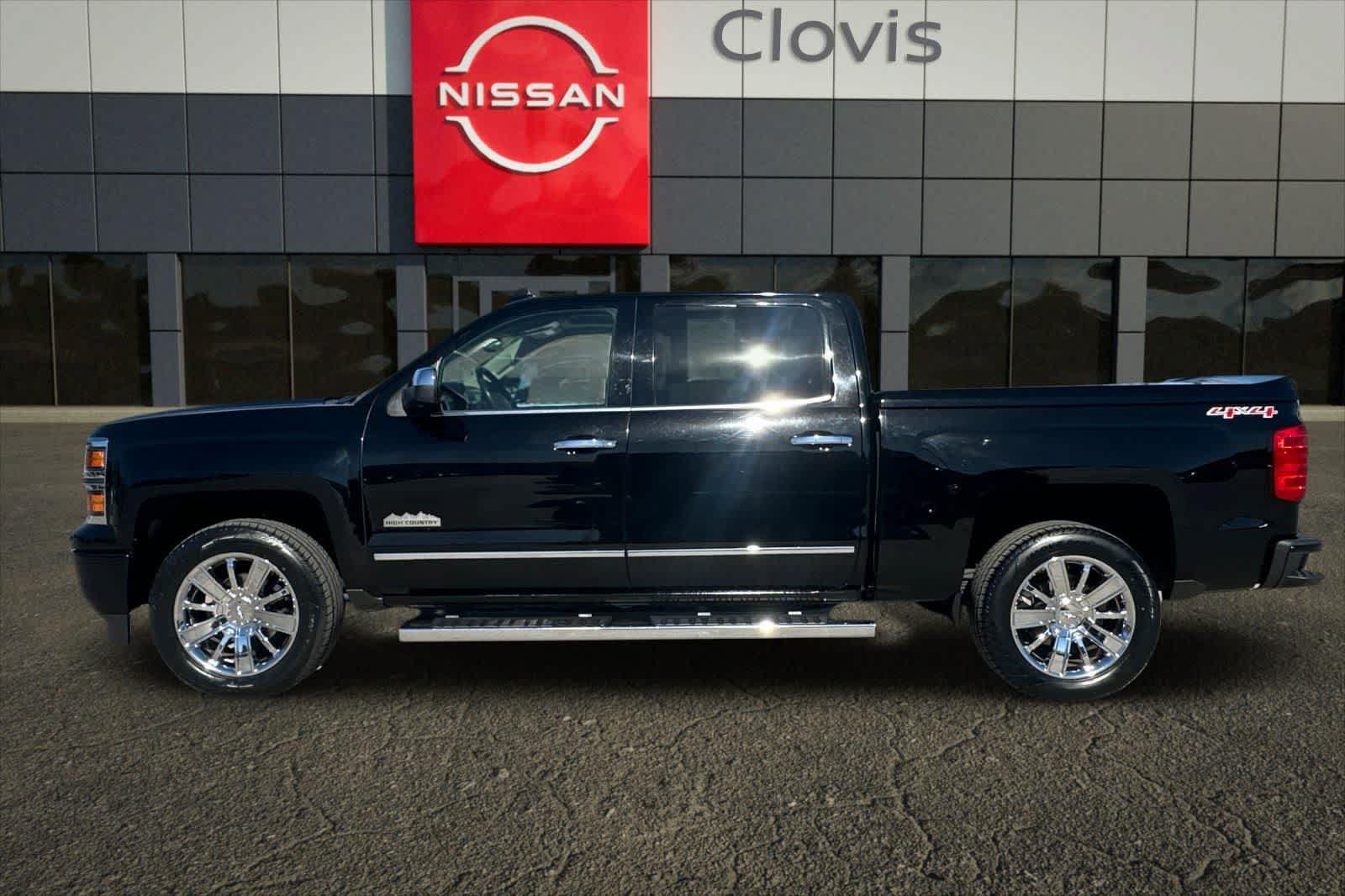 Used 2015 Chevrolet Silverado 1500 High Country w/ High Country Premium Package AWD/4WD image 6
