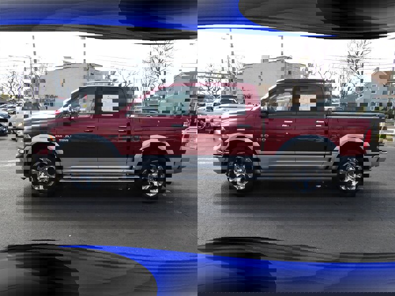 Used 2014 RAM 1500 Laramie w/ Convenience Group image 8