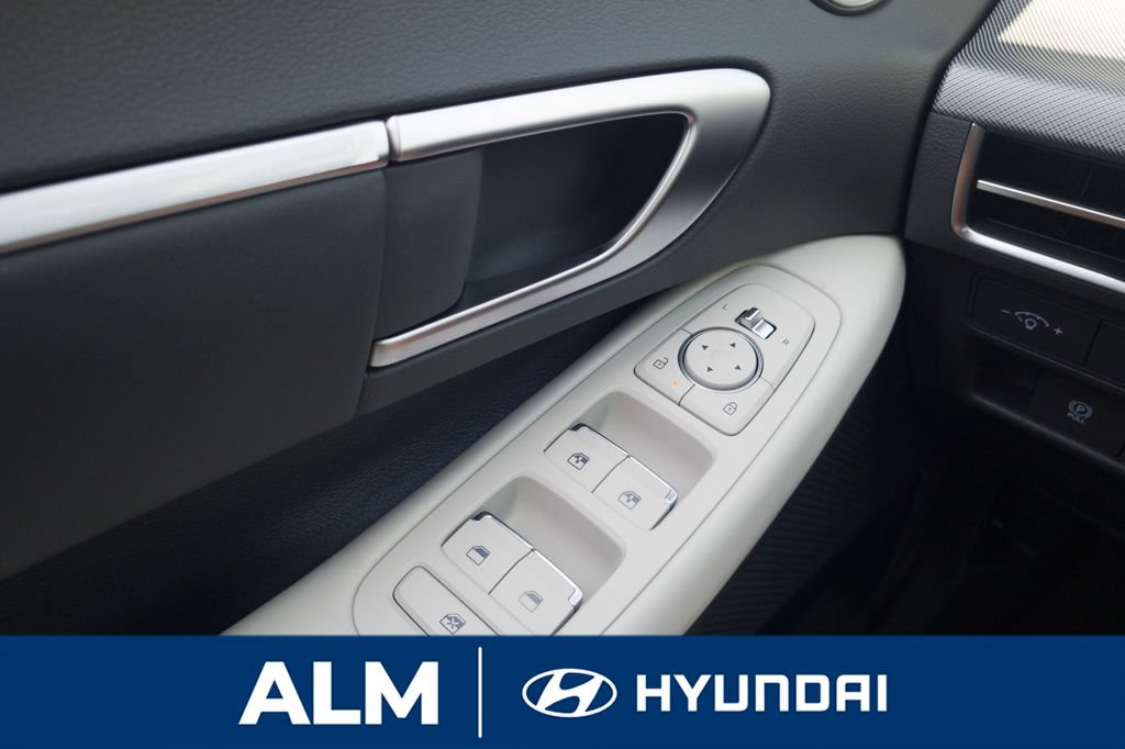 New 2026 Hyundai Sonata SEL FWD image 31
