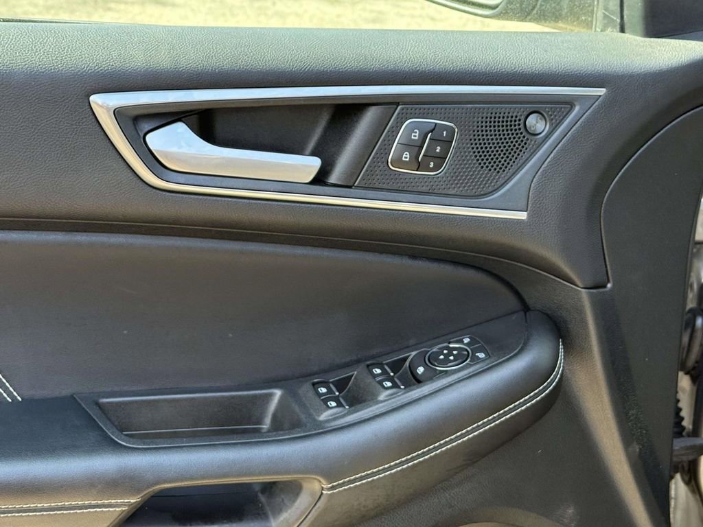 Used 2024 Ford Edge ST w/ Equipment Group 401A image 23