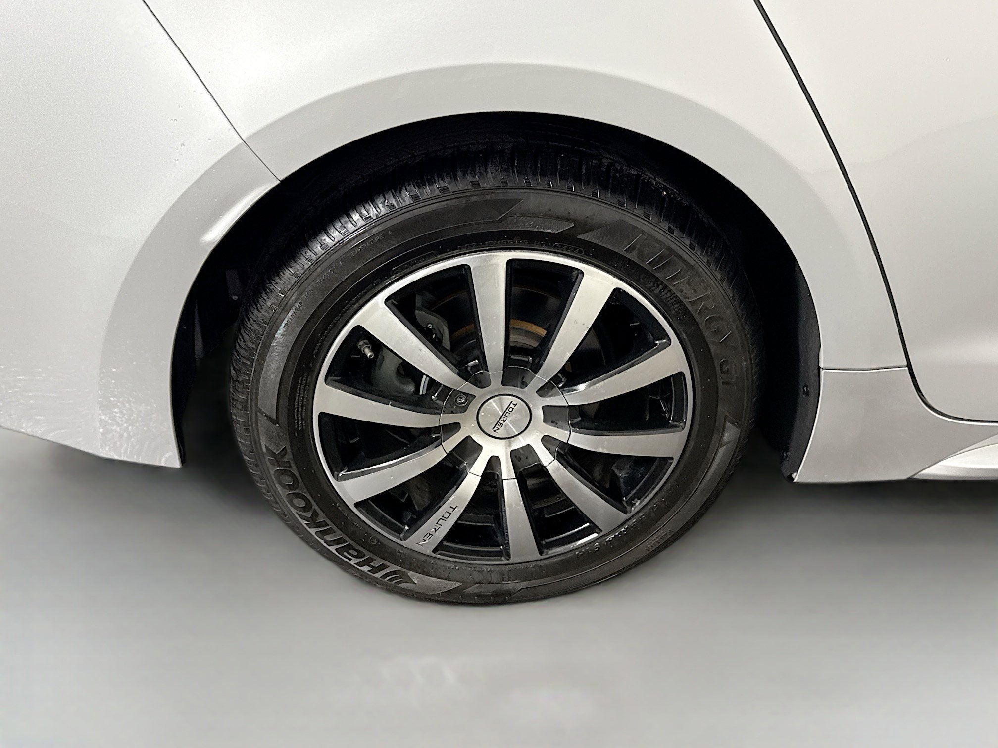 Used 2022 Toyota Corolla LE image 32