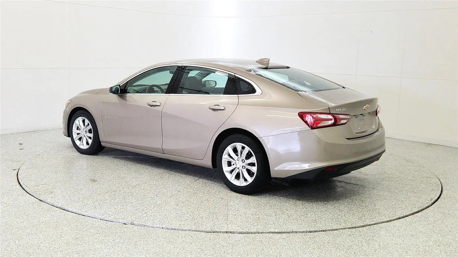 Used 2022 Chevrolet Malibu LT image 5