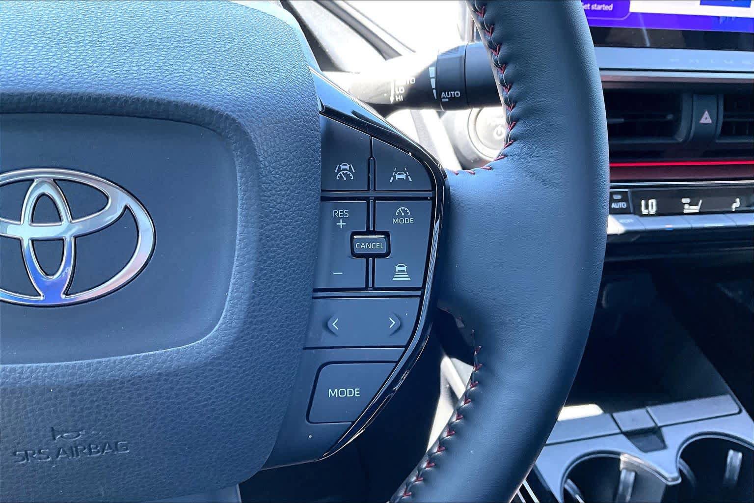 Used 2023 Toyota Prius Prime Premium FWD image 24