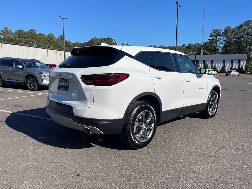 Used 2025 Chevrolet Blazer LT AWD/4WD image 5