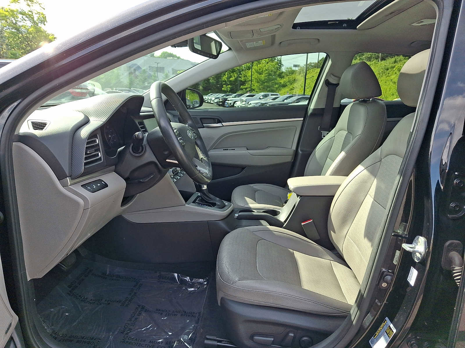 Used 2020 Hyundai Elantra Limited w/ Ultimate Package 03 FWD image 13
