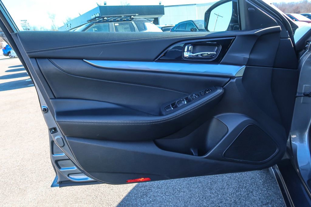 Used 2023 Nissan Maxima SV w/ Floor Mat Group image 22