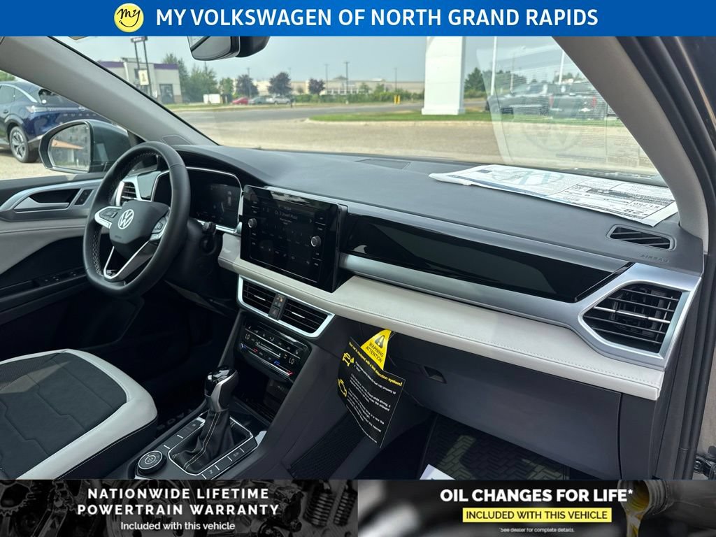 New 2026 Volkswagen Taos SE AWD/4WD image 27
